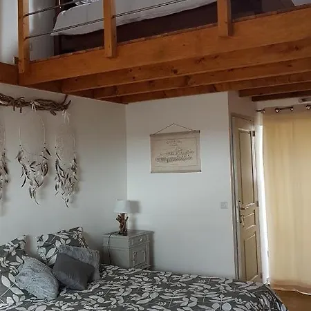 Le Pre De La Rue Bed & Breakfast Bouesse Exterior photo